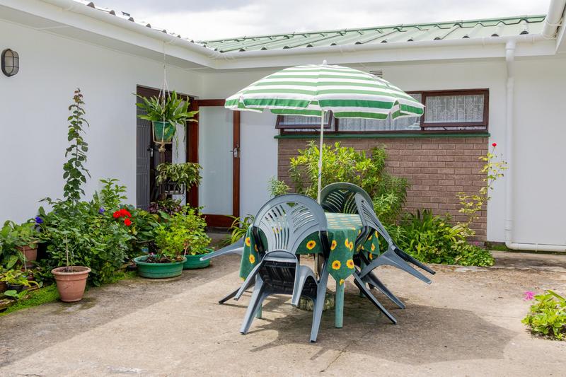 5 Bedroom Property for Sale in Heather Park Western Cape